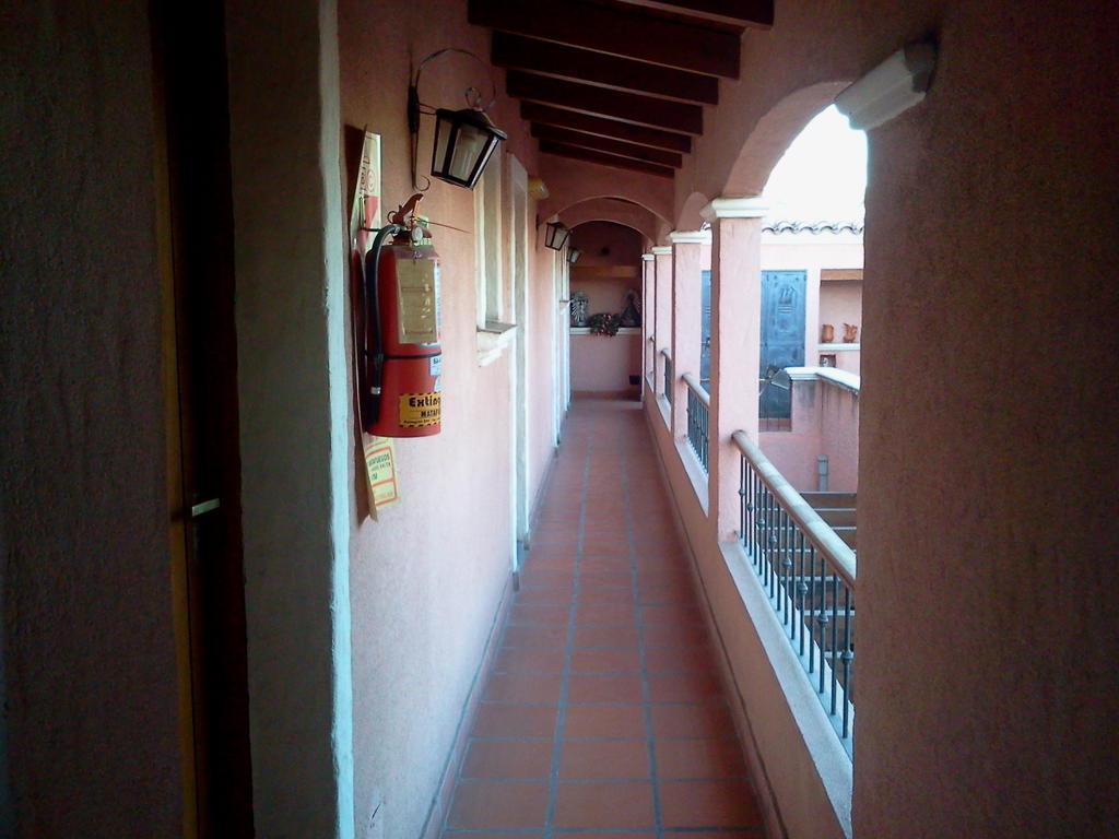 Hostal Terrazas Del San Bernardo 살타 외부 사진