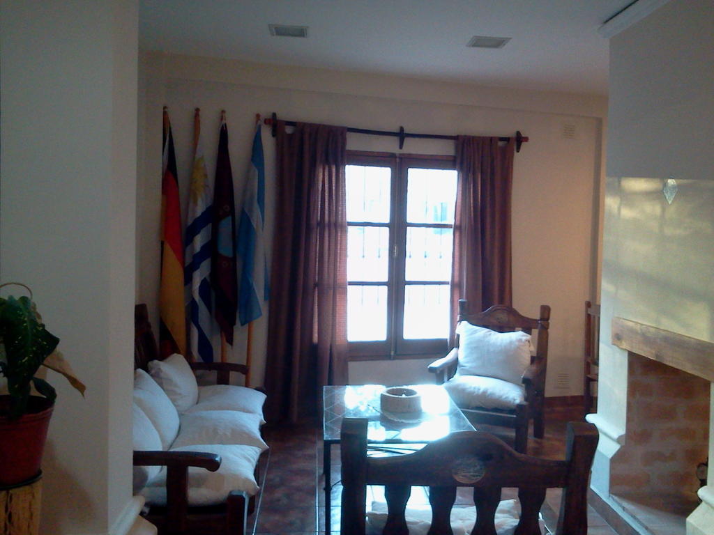 Hostal Terrazas Del San Bernardo 살타 외부 사진