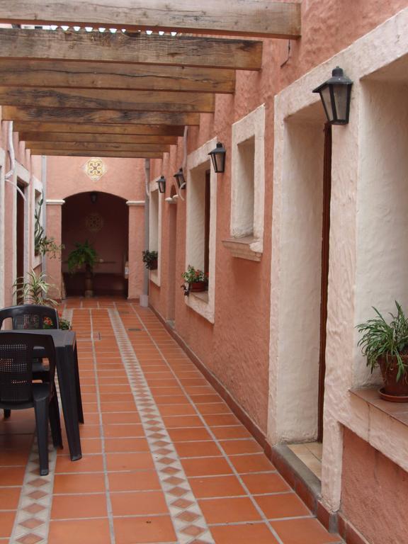 Hostal Terrazas Del San Bernardo 살타 외부 사진