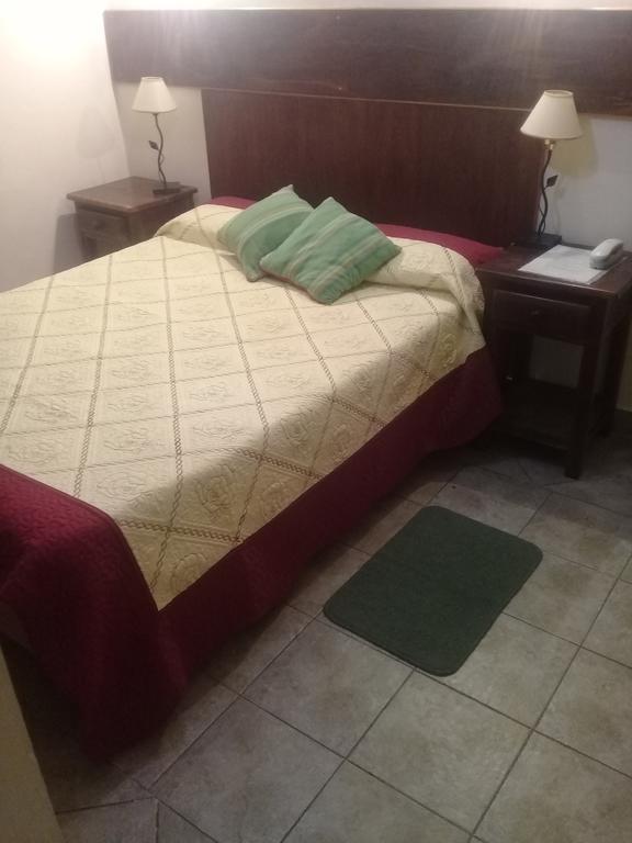 Hostal Terrazas Del San Bernardo 살타 외부 사진