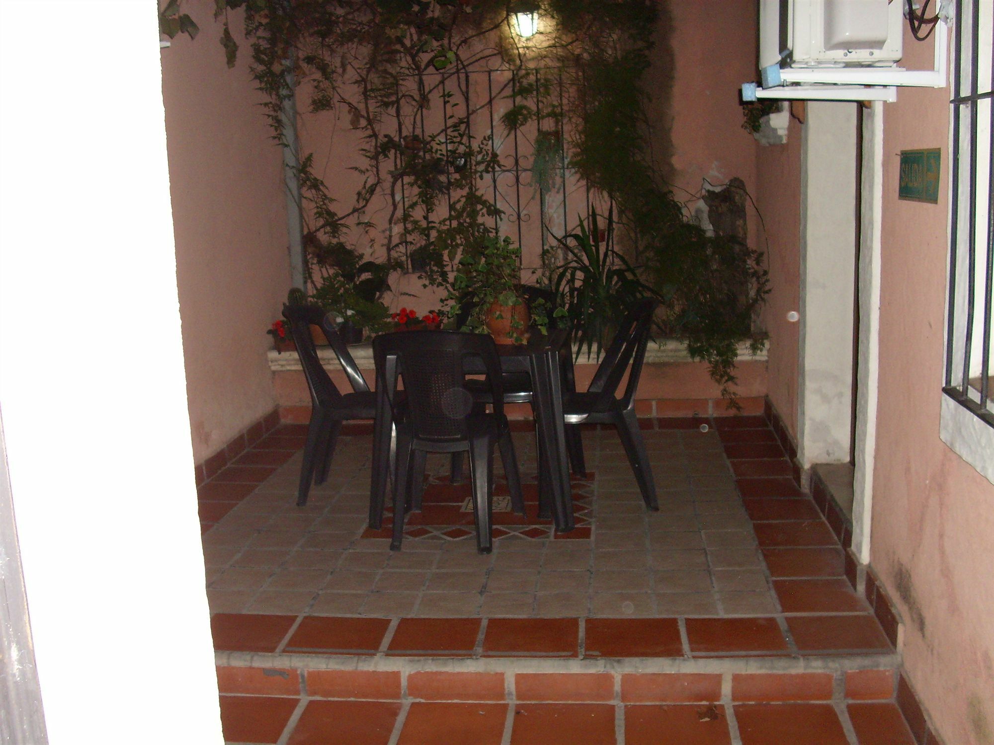 Hostal Terrazas Del San Bernardo 살타 외부 사진