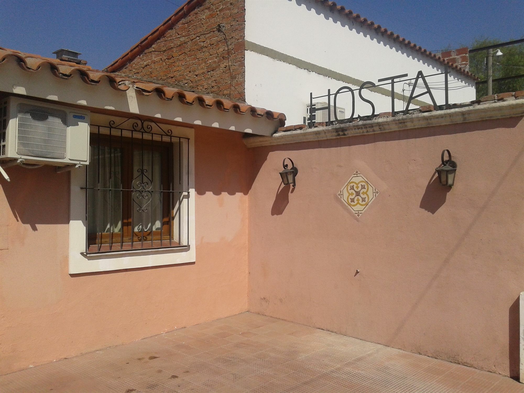 Hostal Terrazas Del San Bernardo 살타 외부 사진
